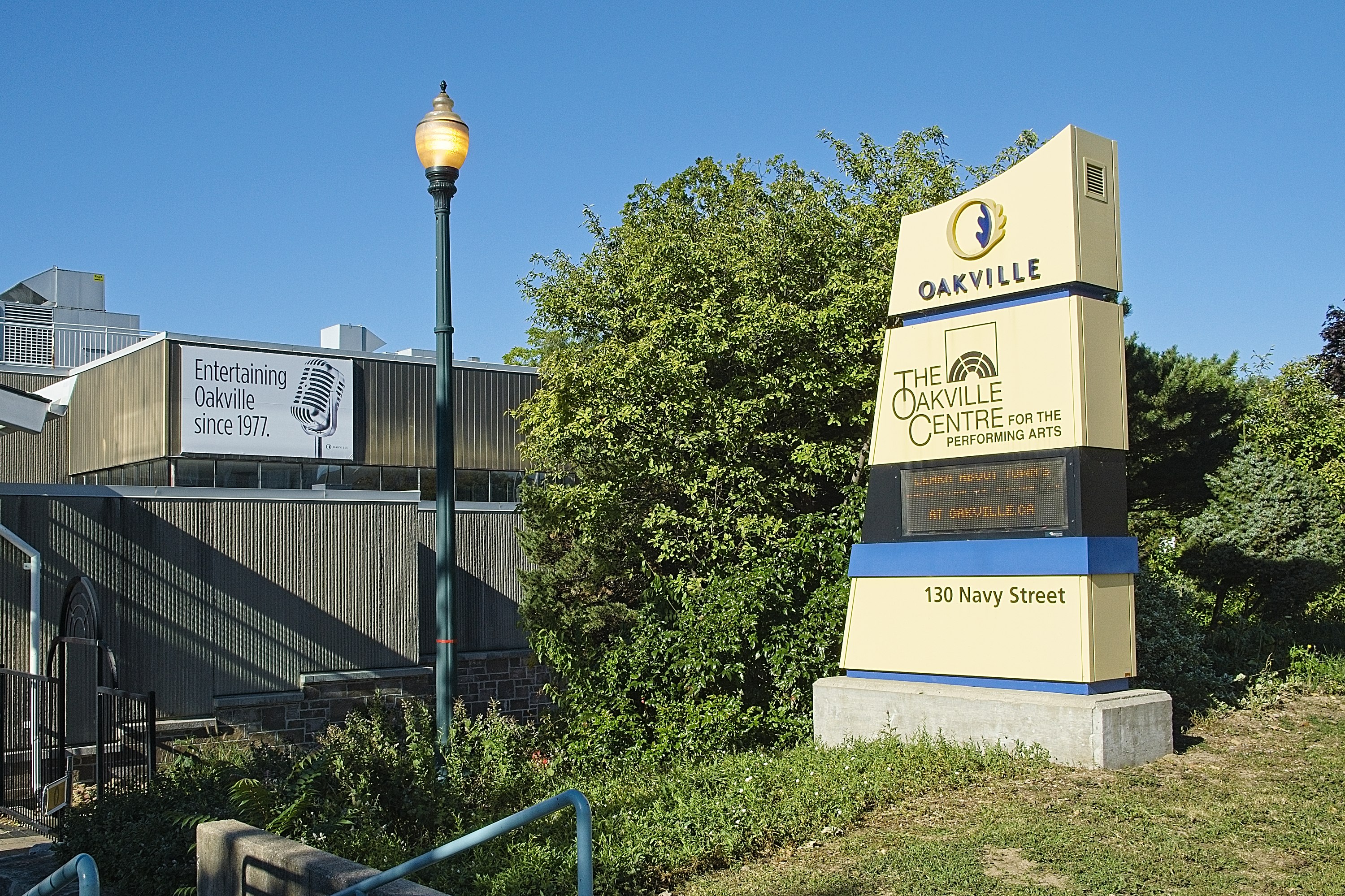 Sign - Oakville Centre for the Performing Arts | M Painchaud